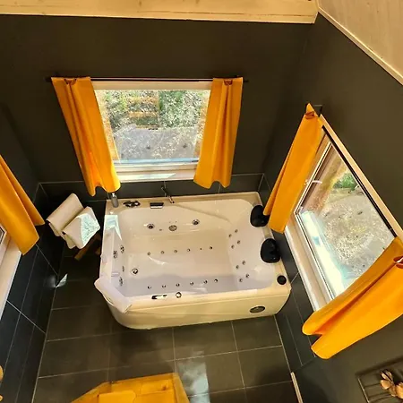 Casa de Férias Privátní Wellness Rockstar *
