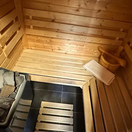 Holiday home Privatni Wellness Rockstar